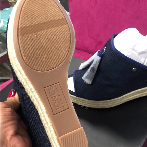 Two Tassel Indigo Denim Wedged Slides, 9.5 - Picture 6 of 7